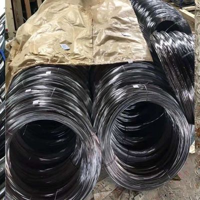 Acciaio tenero a freddo di testa di filo / canna di carbonio tirato laminato a caldo per la fabbricazione di reti di recinzione corda di molla di saldatura
