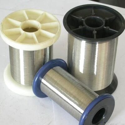 Barre di filo di acciaio inossidabile varie qualità (317L 321 304 316L 309S 310S 410 420 430 440 441 443 444) Corda lucida piegatura AISI 304L