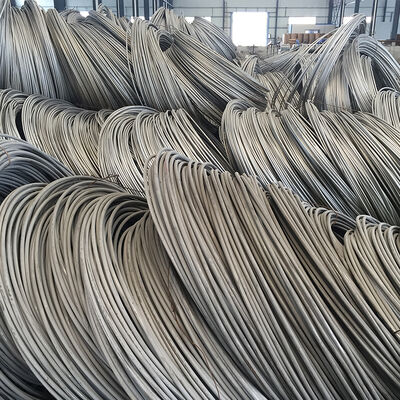 Corde di filo di molla di acciaio inossidabile resistente AiSi 410 430 201 304 304L 316 316L 2205 2507 254SMO Curvatura luminosa della superficie